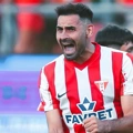 Liga I Ρουμανίας: Με επιθετικές αρετές Αράντ και Ουνιρέα Σλομπόζια