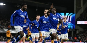 Championship Αγγλίας: Διπλό ανόδου η Ίπσουιτς