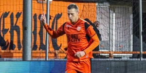 Eerste Divisie: Συνεχίζει με νίκη η πρωτοπόρος Φόλενταμ