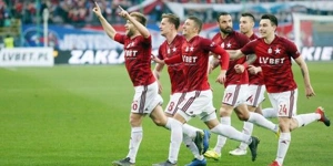Ekstraklasa: Ανοίγει ο ρυθμός στην Κρακοβία