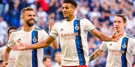 2. Bundesliga: Καλύτερη επίθεση το Αμβούργο, μπάζει πίσω η Ζανκτ Πάουλι