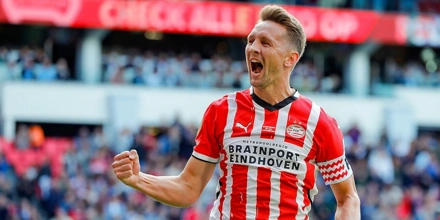 Eredivisie: Προβάδισμα η PSV Αϊντχόφεν luuk-de-jong-psv-eindhoven.jpg
