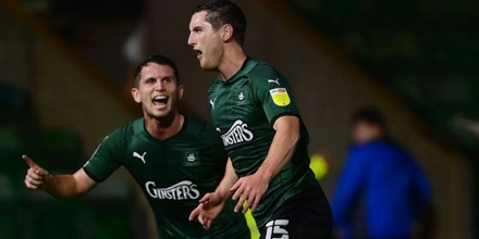 League One: Αντιδρά η Πλίμουθ