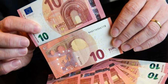 Παρολί ταμείο απόγευμα, χόκεϊ επί πάγου ταμείο βράδυ!