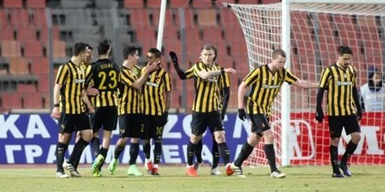 Να κυνηγήσουμε νίκη της ΑΕΚ από το ημίχρονο