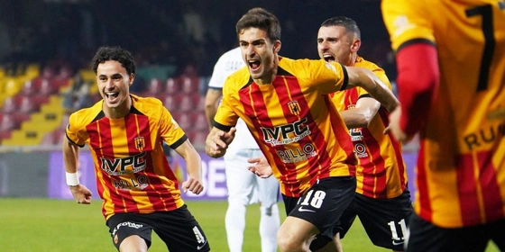 Διπλό απευθείας ανόδου από την Μπενεβέντο!