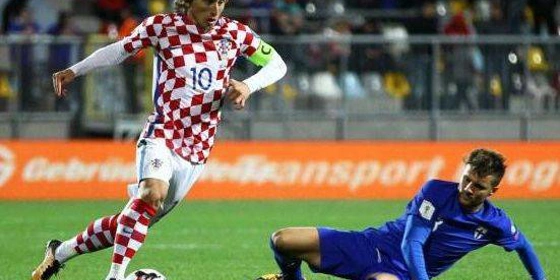 Τα δυνατά και τα εύθραυστα φαβορί στα σημερινά φιλικά