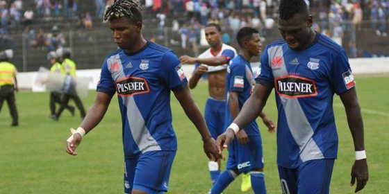 Over στη Λατινική Αμερική σε δυάδα για ταμείο