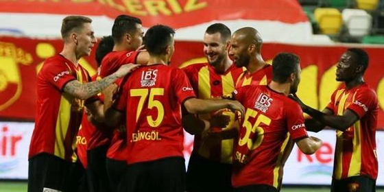 Ξεχωριστές πτώσεις αποδόσεων σε Φινλανδία, Τουρκία, Ολλανδία, Γαλλία