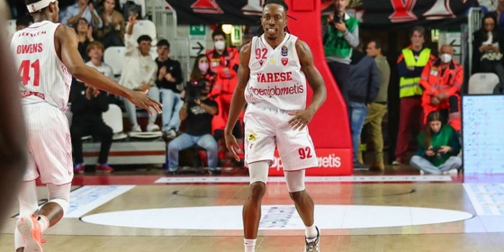 Lega Basket A Ιταλίας: Αντέχει η Βαρέζε