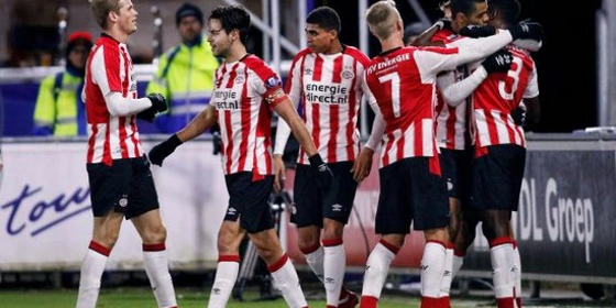 Eerste Divisie: Φουλ επίθεση το δόγμα σε Αϊντχόφεν και Άγιαξ