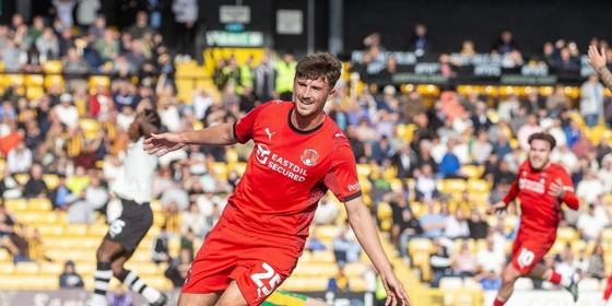 League One: Ομάδα του Over η Λέιτον Όριεντ