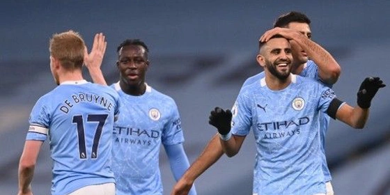 Premier League: Νίκη με συνδυασμό για τη Μάντσεστερ Σίτι