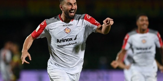Serie B Ιταλίας: Ανεβασμένη η Κρεμονέζε