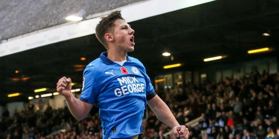 League One: Ανοίγουν τον ρυθμό Πιτέρμπορο και Στόκπορτ