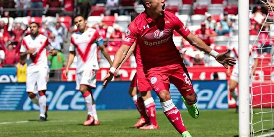 Over από τα αποδυτήρια στη Liga MX του Μεξικού