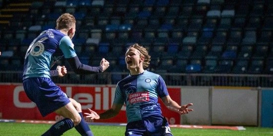 League One: Πανίσχυρη στην έδρα της η Γουίκομ