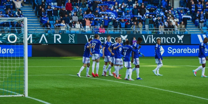 Τριάδα άσων στο 5.01