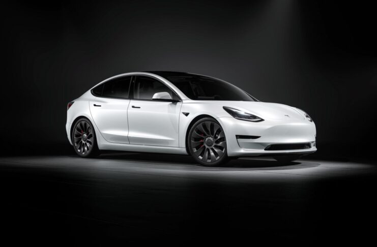 Tesla Model 3 facelift 2020